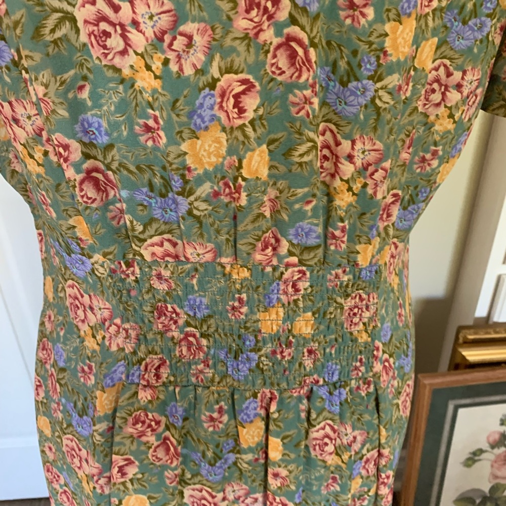 Vintage 90s sage green floral maxi dress - Picture 7 of 12